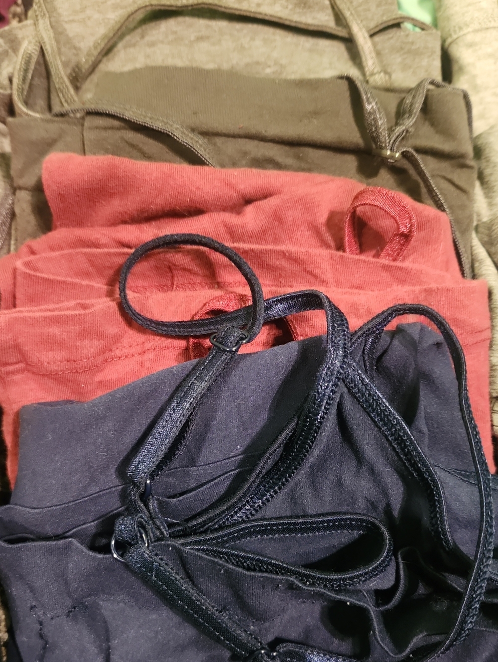 19 Tank Tops Lot - Picture 2 of 15